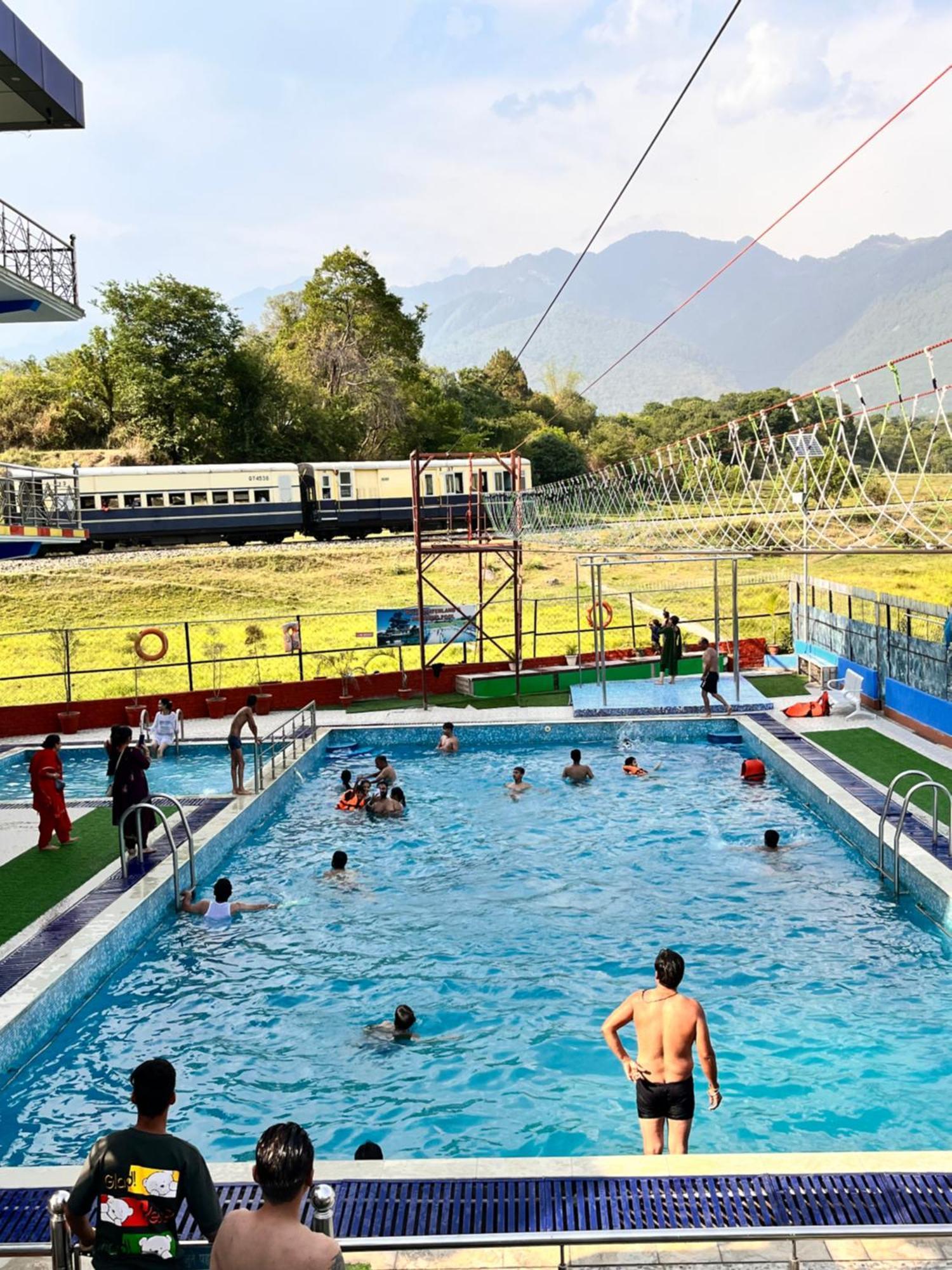 Hotel Waterland Aiju 外观 照片