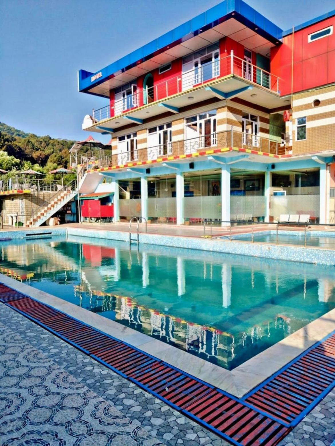 Hotel Waterland Aiju 外观 照片